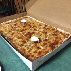 Hollywood Pizza - Plain cheese pizza