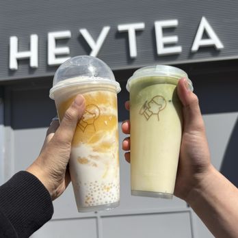 Heytea - Coconut Mango Boom (left) and Cloud Matcha (right) - Tea Rooms Near Me - Berkeley, California
