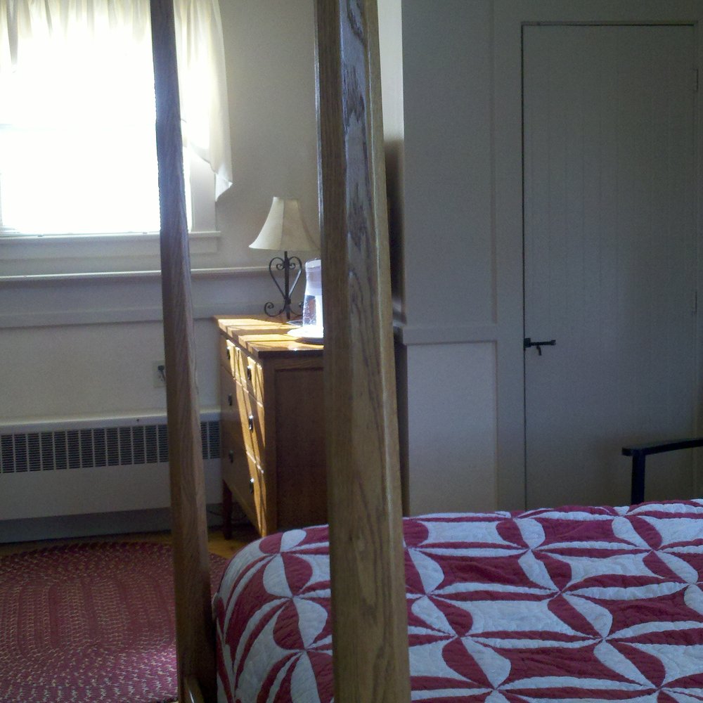 Brass Lantern Inn - Bed & Breakfast Near Me - Stowe, Vermont