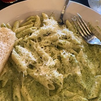 Cascades Grill - Penne pesto, creamy and delish, came with a slice of bread - New American Near Me - Carlsbad, New Mexico