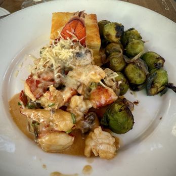 Lazy Lobster - Lobster Thermidor - Seafood Near Me - Longboat Key, Florida Lazy Lobster - Lobster Thermidor - Seafood Near Me - Longboat Key, Florida