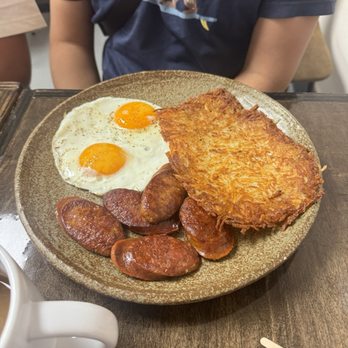 Oli's Kitchen - 2 egg breakfast with Portuguese sausage - Breakfast & Brunch Near Me - Honolulu, Hawaii Oli's Kitchen - 2 egg breakfast with Portuguese sausage - Breakfast & Brunch Near Me - Honolulu, Hawaii