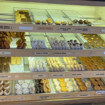Sunny Donuts - Donuts 4-25-21 - Donuts Near Me - San Diego, California