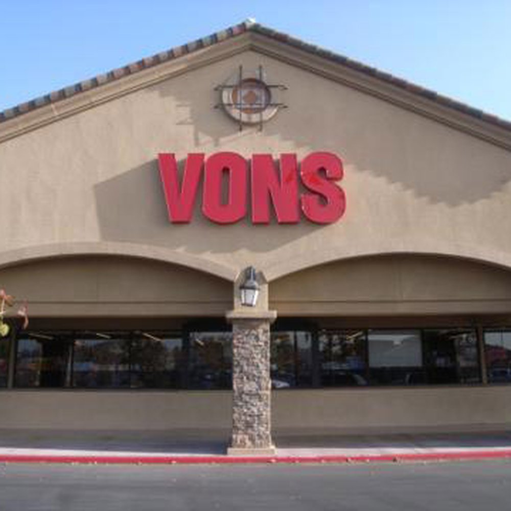 Vons - out front lookin clean - Grocery Near Me - Moorpark, California Vons - out front lookin clean - Grocery Near Me - Moorpark, California