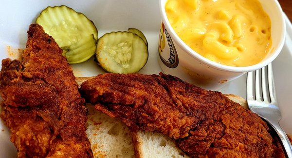 Dave's Hot Chicken by null