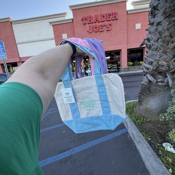 Trader Joe's - Grocery Near Me - Long Beach, California Trader Joe's - Grocery Near Me - Long Beach, California
