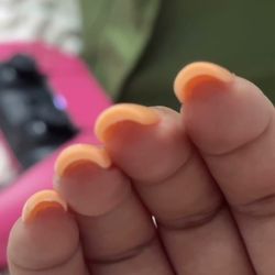 Gloss Nail Bar