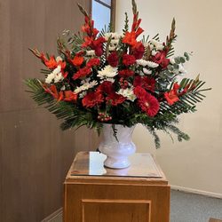 Louis Gardens Florist