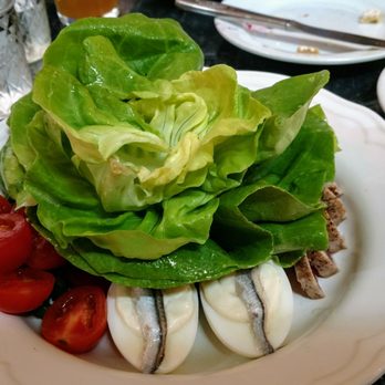 Hopfields - Salad Nicoise - Pubs Near Me - Austin, Texas Hopfields - Salad Nicoise - Pubs Near Me - Austin, Texas