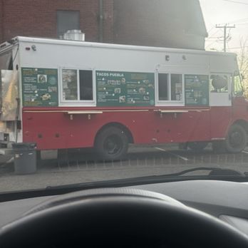 Tacos Puebla - This is what the food truck looks like - Food Trucks Near Me - Holyoke, Massachusetts Tacos Puebla - This is what the food truck looks like - Food Trucks Near Me - Holyoke, Massachusetts