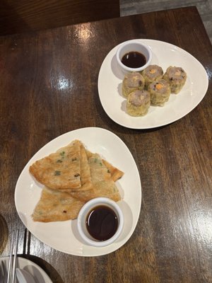 Dumpling + Noodle by null