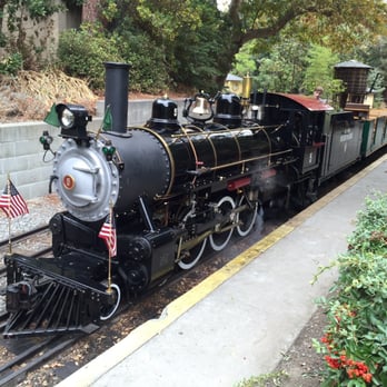 Oak Meadow Park - Train Rides AvaiLabLe - Playgrounds Near Me - Los Gatos, California Oak Meadow Park - Train Rides AvaiLabLe - Playgrounds Near Me - Los Gatos, California