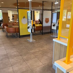 McDonald's - Grabbing togo