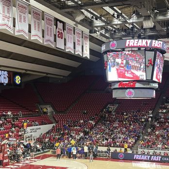 Coleman Coliseum - Stadiums & Arenas Near Me - Tuscaloosa, Alabama Coleman Coliseum - Stadiums & Arenas Near Me - Tuscaloosa, Alabama
