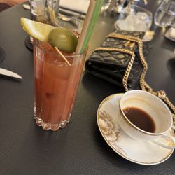 La Galerie - Bloody Mary