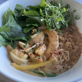 Salt Restaurant - Coconut curry - New American Near Me - Plymouth, Massachusetts