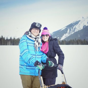 Snowy Owl Sled Dog Tours - View on the frozen lake in the middle of the ride - Tours Near Me - Canmore, Alberta Snowy Owl Sled Dog Tours - View on the frozen lake in the middle of the ride - Tours Near Me - Canmore, Alberta