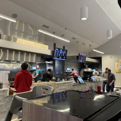 The House Food and Tap - Burgers Kitchen and Pizza Kitchen