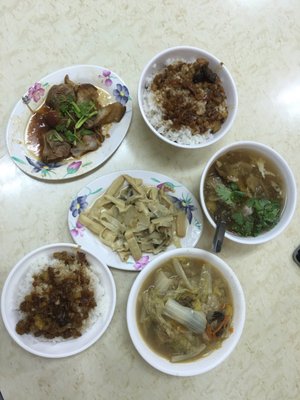 Huang Ji Braised Pork by null