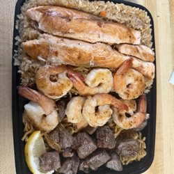 Bachi Xpress - Salmon, shrimp, steak. Fried rice and garlic noodles