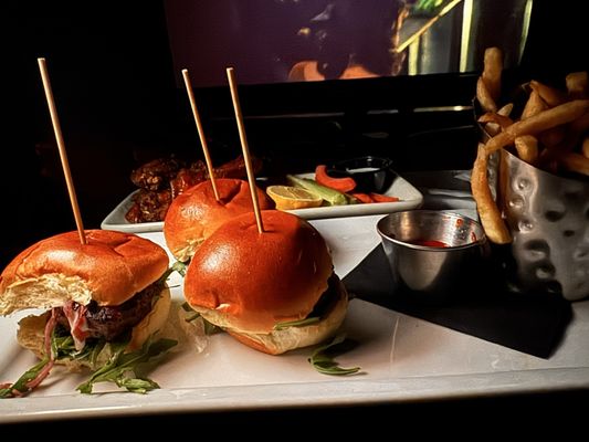 IPIC Theaters by null