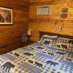 Alpine Hideaway Campground - Cabin 2