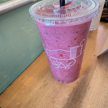 Crave Coffee Bar - Berry blast - Coffee & Tea Near Me - Tucson, Arizona