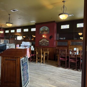 Trali Irish Pub & Restaurant - Inside - Pubs Near Me - Raleigh, North Carolina Trali Irish Pub & Restaurant - Inside - Pubs Near Me - Raleigh, North Carolina