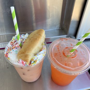 Al Pastor Papi - Senorita bread strawberry horchata and calamansi juice - Food Trucks Near Me - San Francisco, California