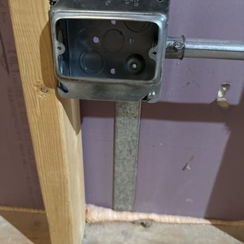 Aberon Construction - No wire pulled to outlet - General Contractors Near Me - Manhattan, Illinois