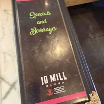 Illusive Restaurant & Bar - Menú - American Near Me - Rensselaer, New York Illusive Restaurant & Bar - Menú - American Near Me - Rensselaer, New York