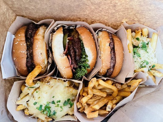 Super Duper Burgers by null