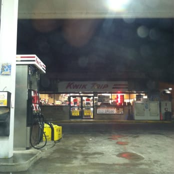 Kwik Trip - At night - Convenience Stores Near Me - Woodbury, Minnesota