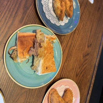 La Cañita - Lechón sandwich and empanadas - Latin American Near Me - Kendall, Florida