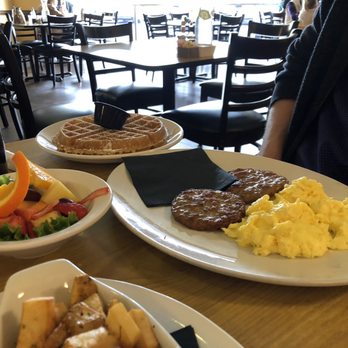 Le Peep Cafe - Breakfast & Brunch Near Me - San Antonio, Texas Le Peep Cafe - Breakfast & Brunch Near Me - San Antonio, Texas