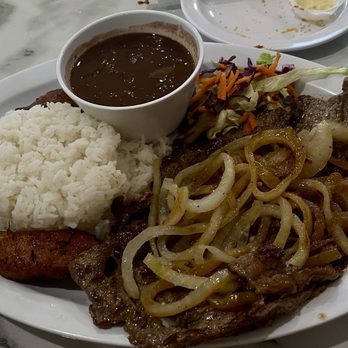 Florida Restaurant - 6/26 Bistec De Palomilla - Cuban Near Me - Downey, California
