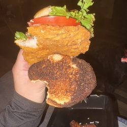 Gold Star - Classic Chicken Sandwich & Fries
