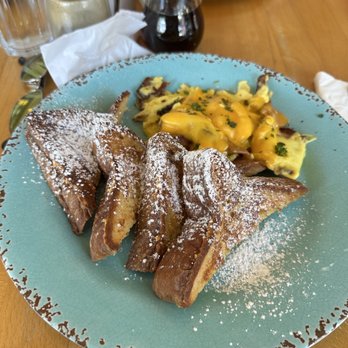 Tostado - Dalli's French toasts with scrambled eggs - Breakfast & Brunch Near Me - San Juan, Puerto Rico Tostado - Dalli's French toasts with scrambled eggs - Breakfast & Brunch Near Me - San Juan, Puerto Rico