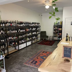 Hoopers Creek Wine Market - Our market features more than 200 distinct wines from regions across the globe!