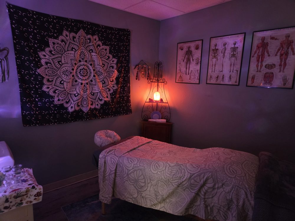 Sage Rose Holistic Wellness Logo