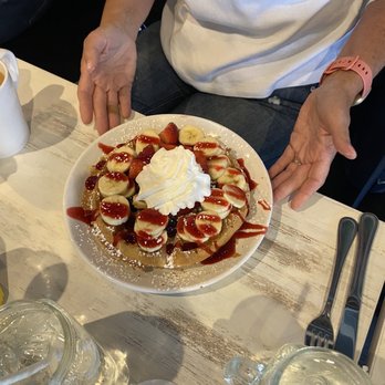 EggTown - Brunchery Waffle - Breakfast & Brunch Near Me - Tampa, Florida EggTown - Brunchery Waffle - Breakfast & Brunch Near Me - Tampa, Florida