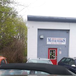 North Jersey Motorwerks - All kinds of VW and Audi models in for repair and maintenance.