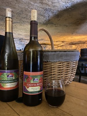 Cave Vineyard by null