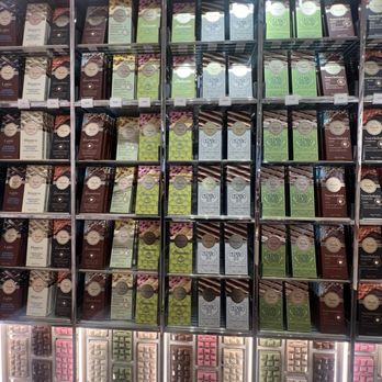 Venchi - Chocolatiers & Shops Near Me - Costa Mesa, California Venchi - Chocolatiers & Shops Near Me - Costa Mesa, California
