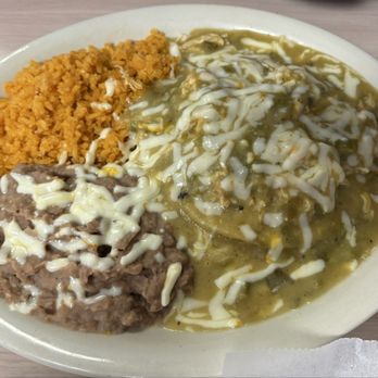Pajar Mexican Kitchen - Green chili smothered enchiladas - Mexican Near Me - Las Cruces, New Mexico Pajar Mexican Kitchen - Green chili smothered enchiladas - Mexican Near Me - Las Cruces, New Mexico