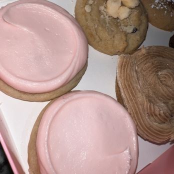 Crumbl - Millenia - Bakeries Near Me - Orlando, Florida Crumbl - Millenia - Bakeries Near Me - Orlando, Florida