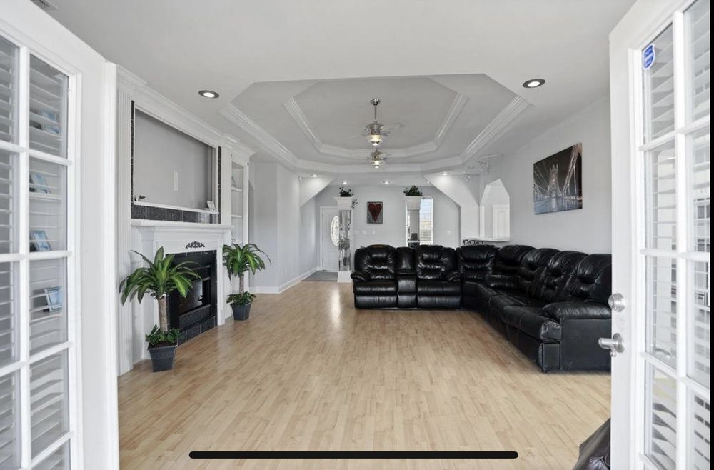 Slide of Chastain Construction