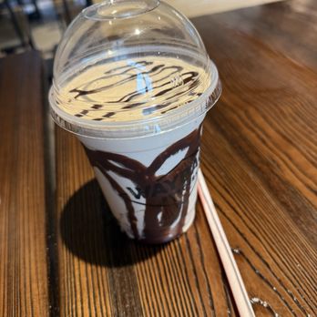 Wayback Burgers - BROWNIE MILKSHAKE - Fast Food Near Me - Sacramento, California Wayback Burgers - BROWNIE MILKSHAKE - Fast Food Near Me - Sacramento, California