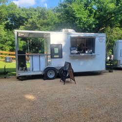 Bizzee B’s BBQ Mobile Eatery & Catering