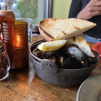 Cibo - Mussels Cibo Style - Italian Near Me - Portland, Oregon